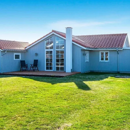 Holiday home V Xvii